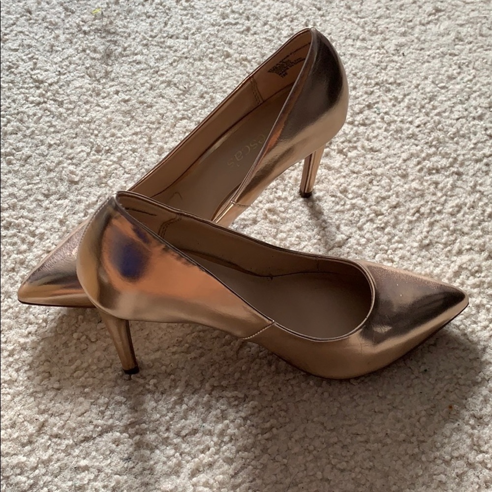Rose gold  Francesca’s shoe  size7.5